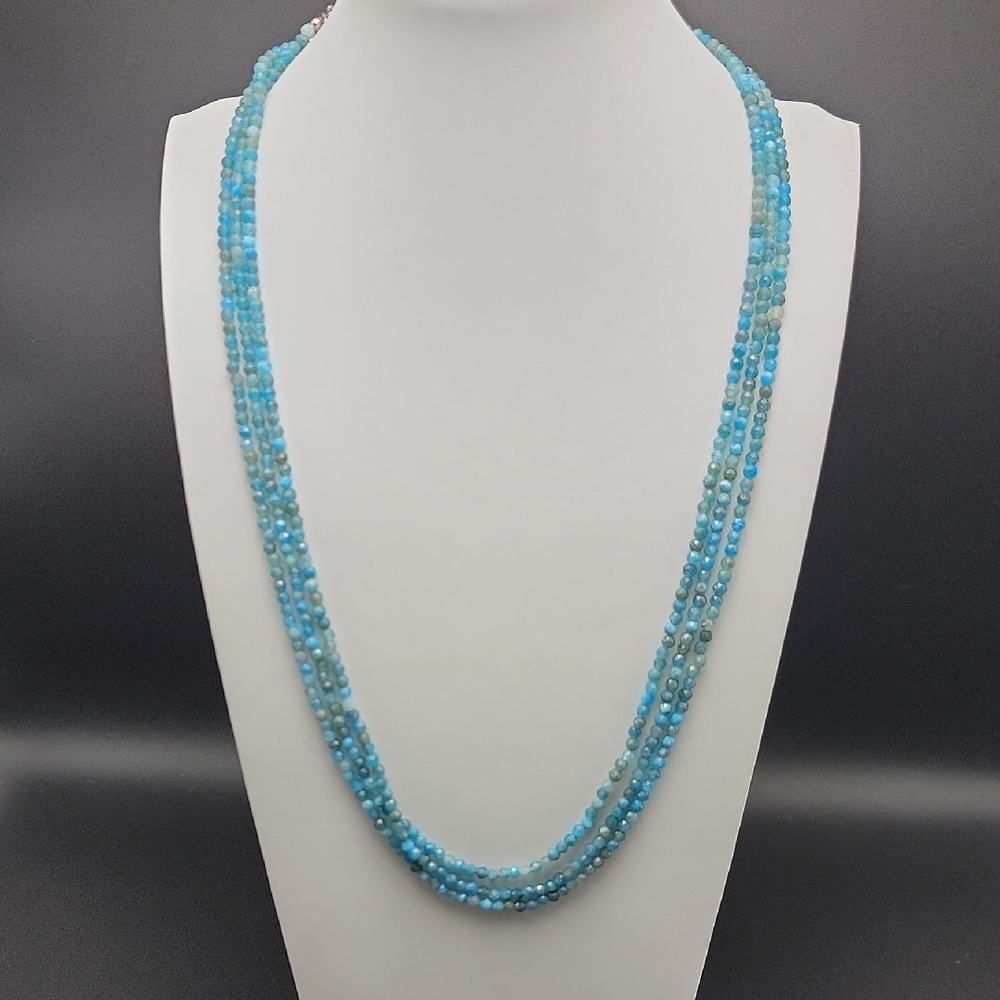 Beautiful 155 Cts genuine natural 3mm faceted blue Apatite chip beads rich shade
